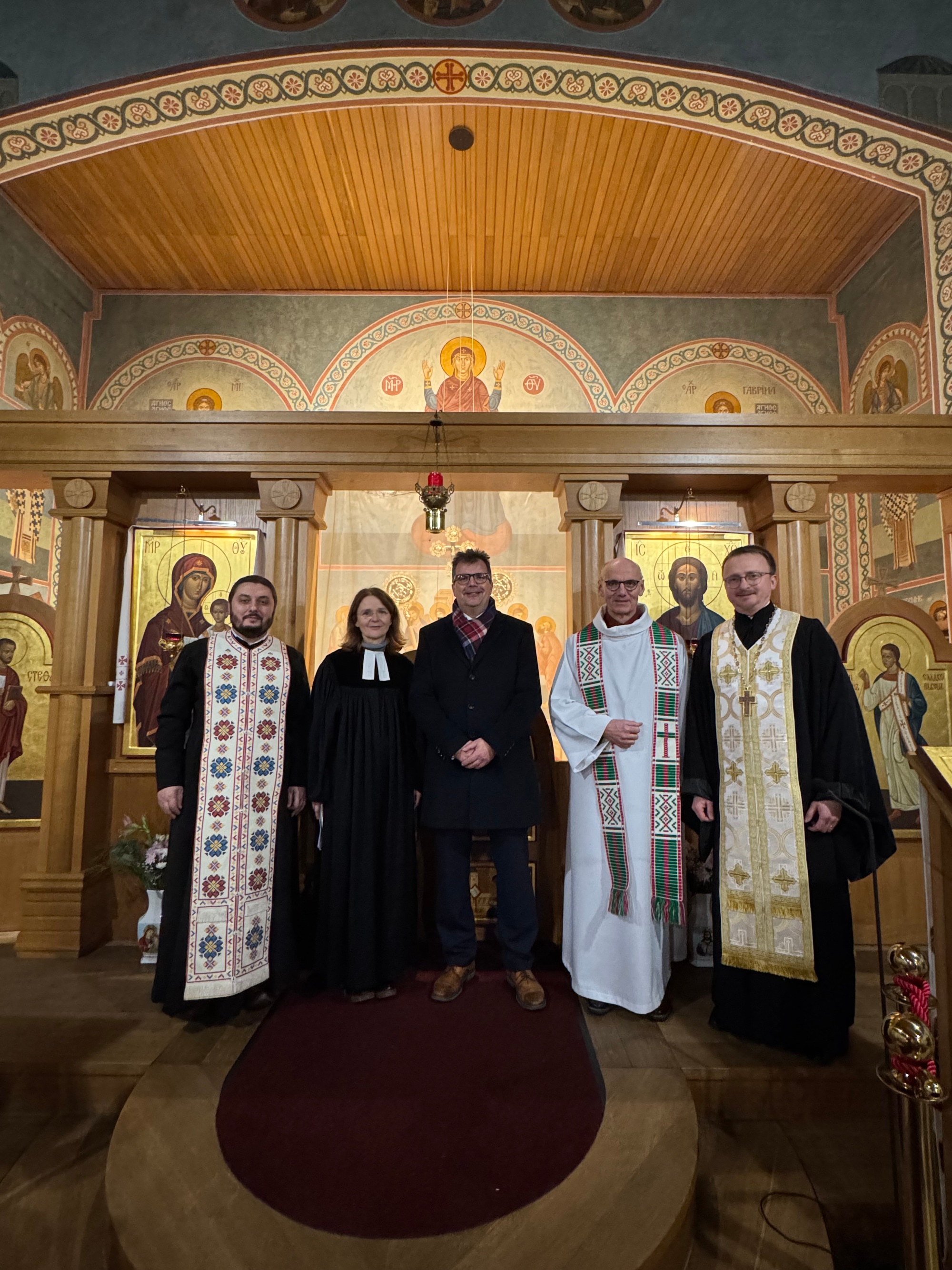 Представники різних християнських конфесій на спільній екуменічній молитві в Бамберзі. З ліва на право: Йонут Паун, Ютта Мюлер.Шнур, Крістіан Ланге, Гельмут Гетцель та Іван Сохан